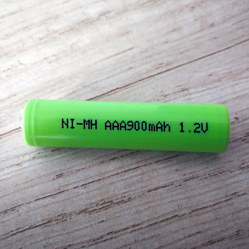 Flat Top 1.2V AAA NiMH Rechargeable Battery(900mAh)