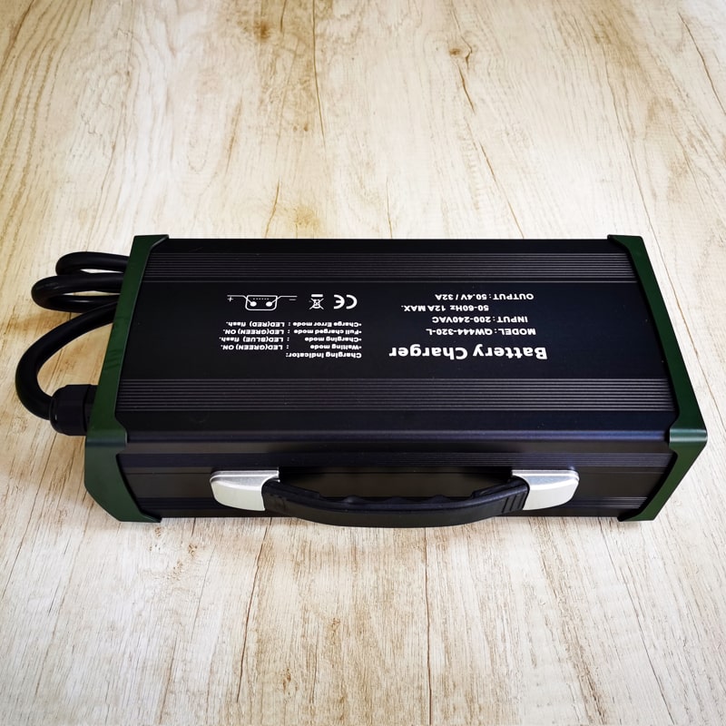 Military products DC 72V 73V 15a 1200W Low Temperature charger for 20S 60V 64V LiFePO4 battery pack with PFC