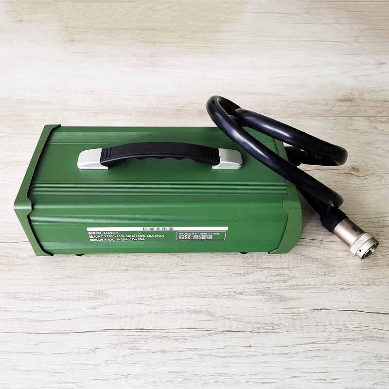 AC 220V Military products DC 16.8V 70a 2200W Low Temperature charger for 4S 12V 14.8V Li-ion/Lithium Polymer battery
