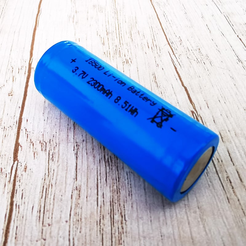 Flat Top 3.6V 3.7V 18500 2300mAh Rechargeable Lithium Ion Cell