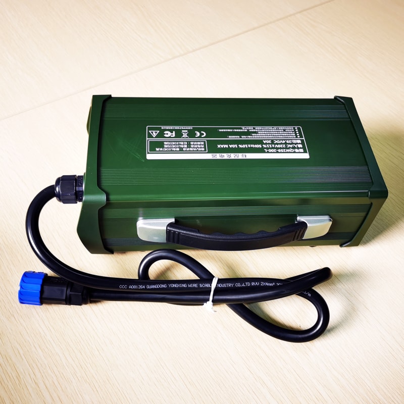 Military products 43.2V 43.8V 20a 900W Low Temperature charger for 12S 36V 38.4V LiFePO4 battery pack with PFC