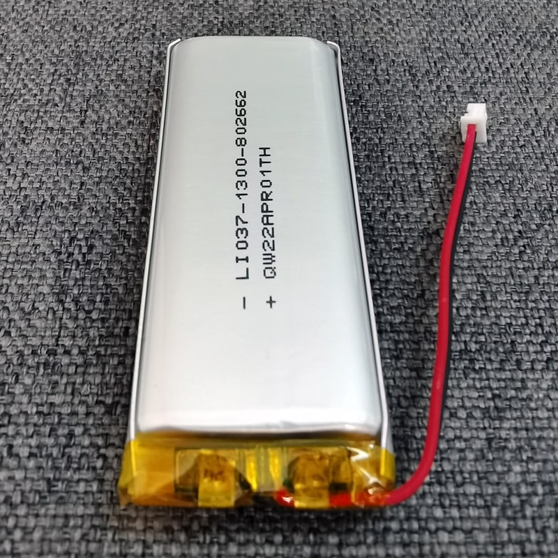 1S 802662 3.6V 3.7V 1300mAh rechargeable lithium polymer battery pack with BMS For medical equipment