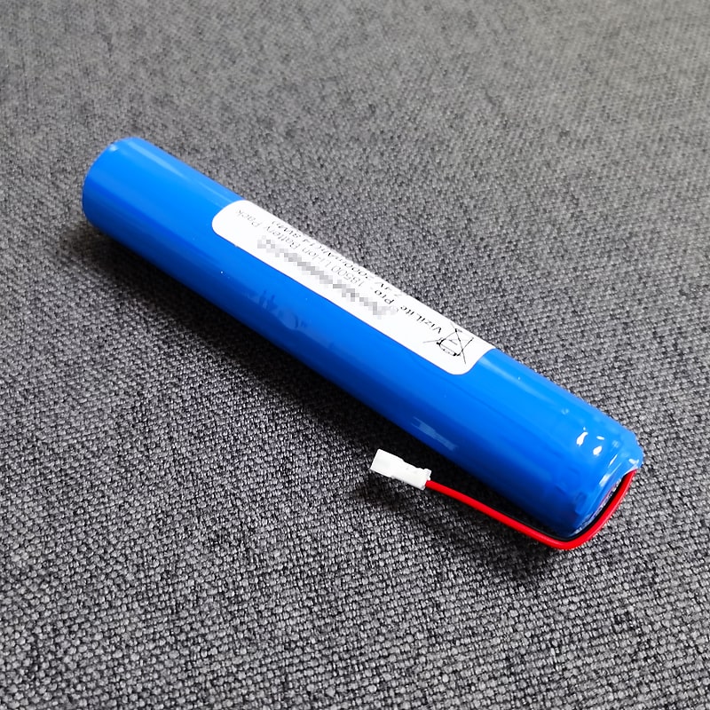 2s1p 7.2V 7.4V 18500 2000mAh Rechargeable Lithium Ion Battery Pack with PCM and Connector